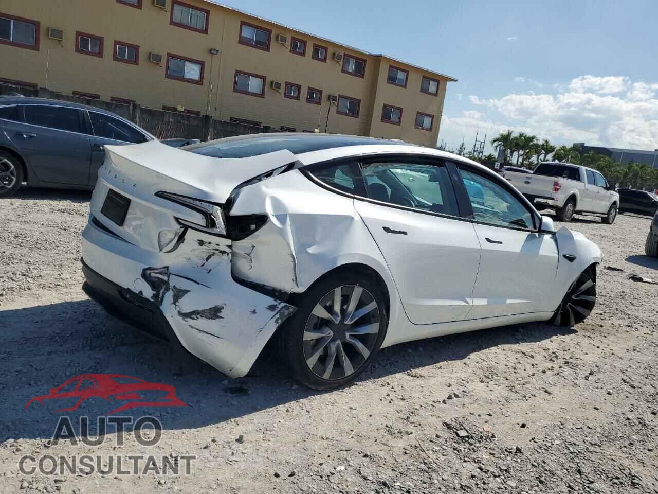 TESLA MODEL 3 2024 - 5YJ3E1EA9RF751909