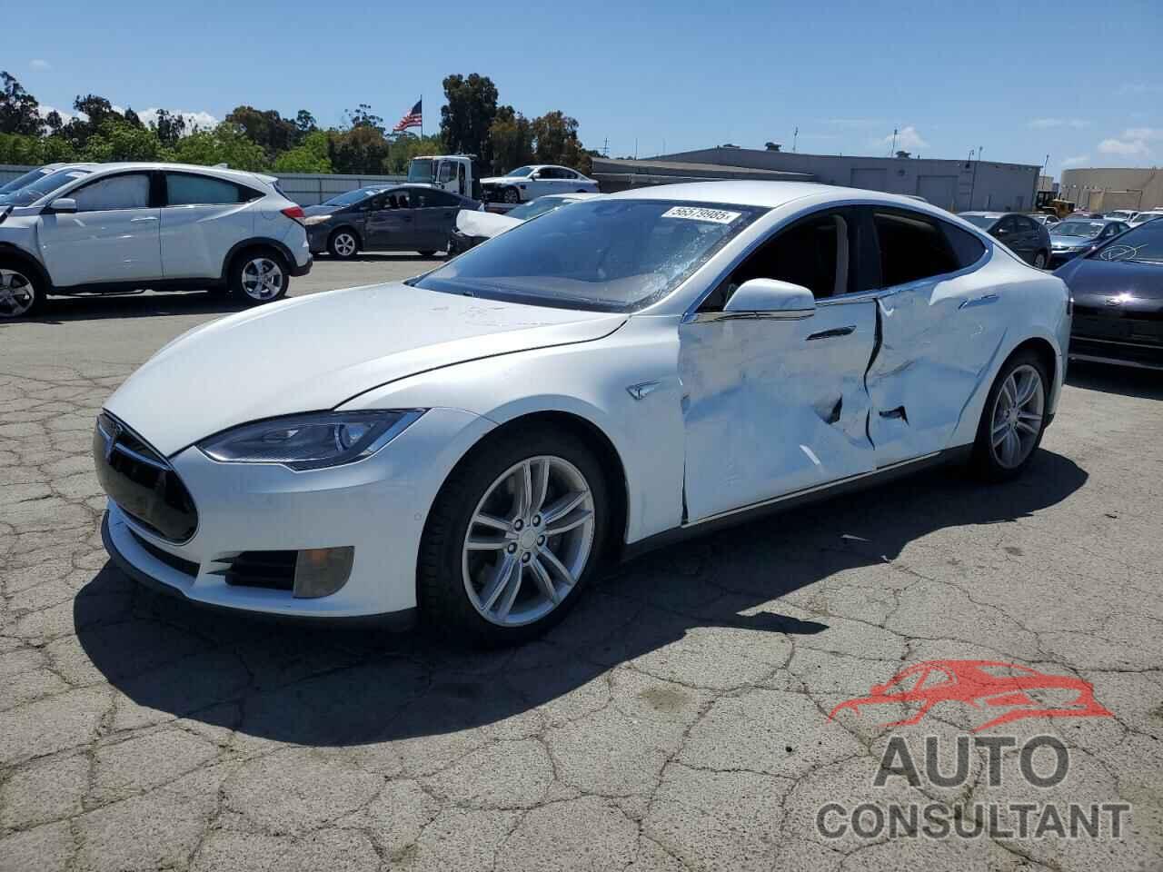 TESLA MODEL S 2015 - 5YJSA1S27FF085522