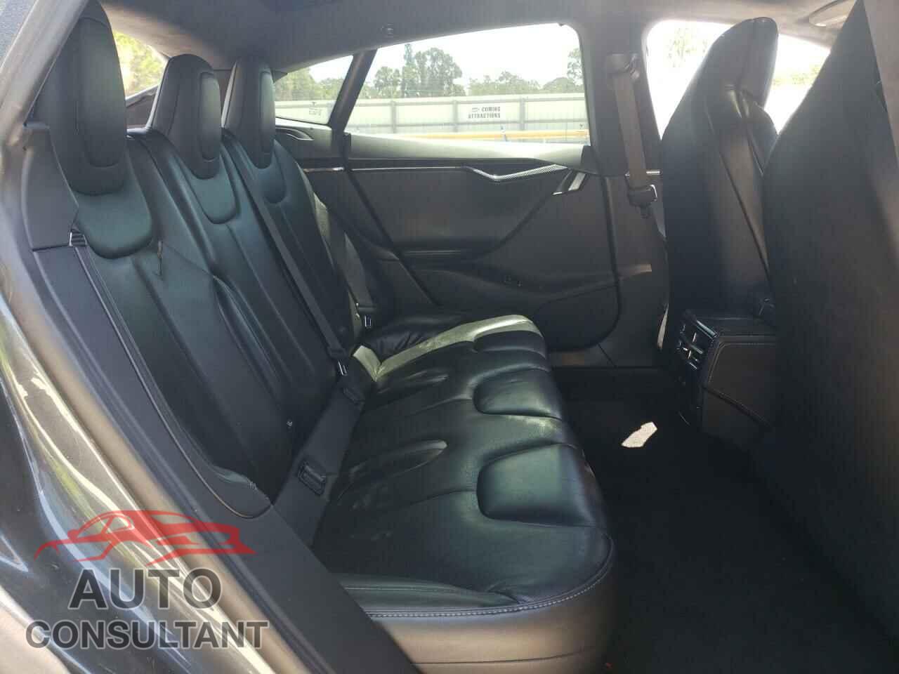 TESLA MODEL S 2016 - 5YJSA1E4XGF171695