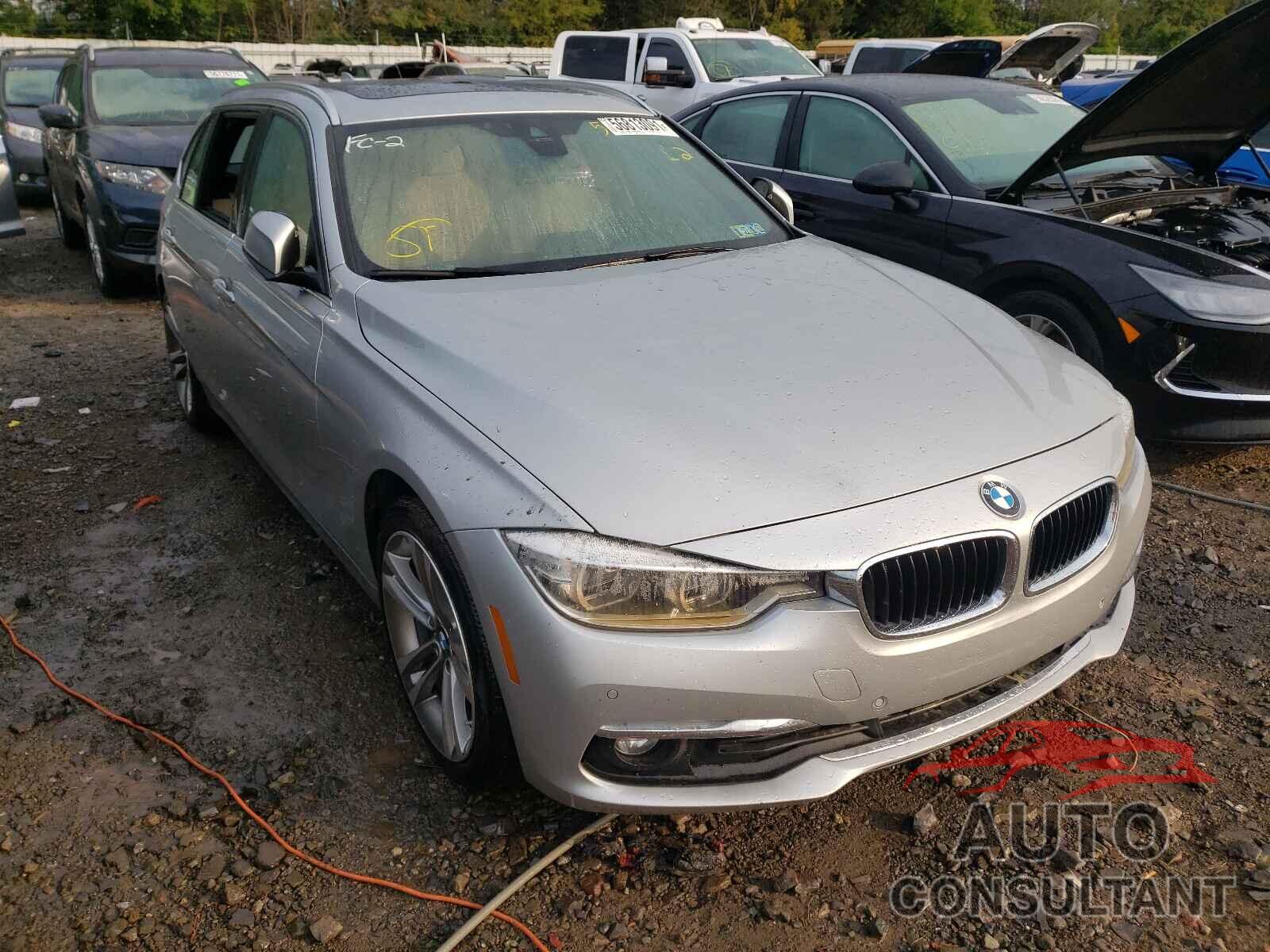 BMW 3 SERIES 2018 - WBA8K3C51JA483724