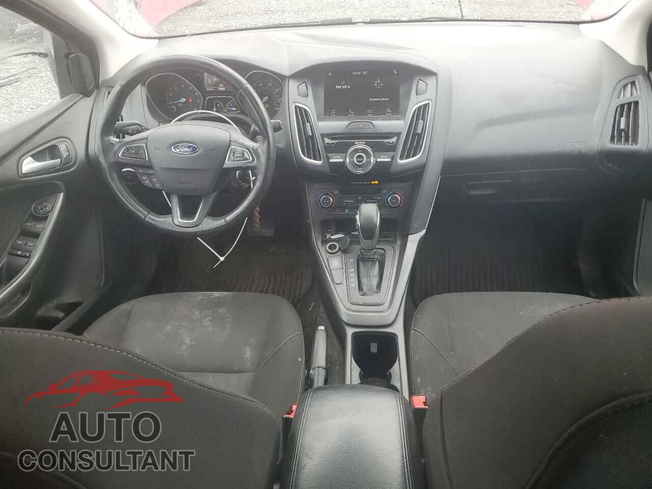 FORD FOCUS 2017 - 1FADP3M21HL239194
