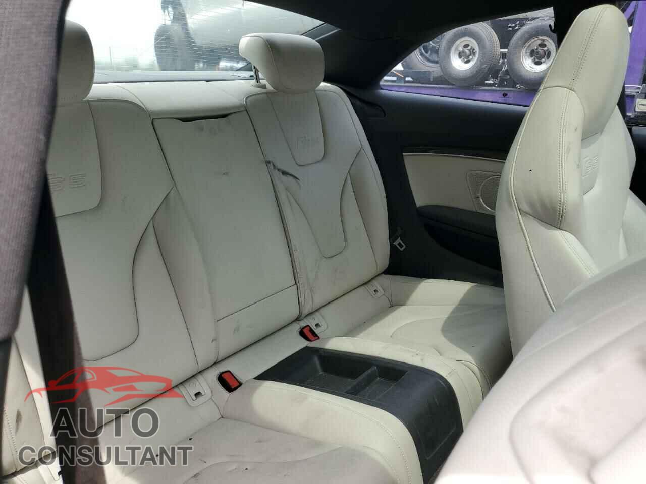 AUDI S5/RS5 2009 - WAURV78T99A052151
