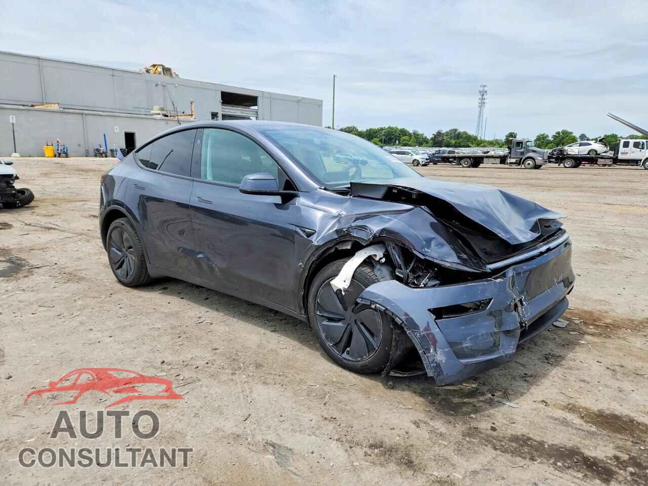 TESLA MODEL Y 2026 - 7SAYGDED1TA433303