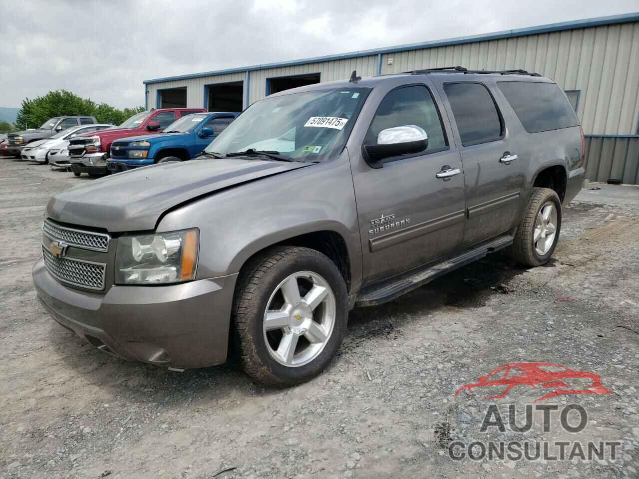 CHEVROLET SUBURBAN 2011 - 1GNSCHE02BR181423