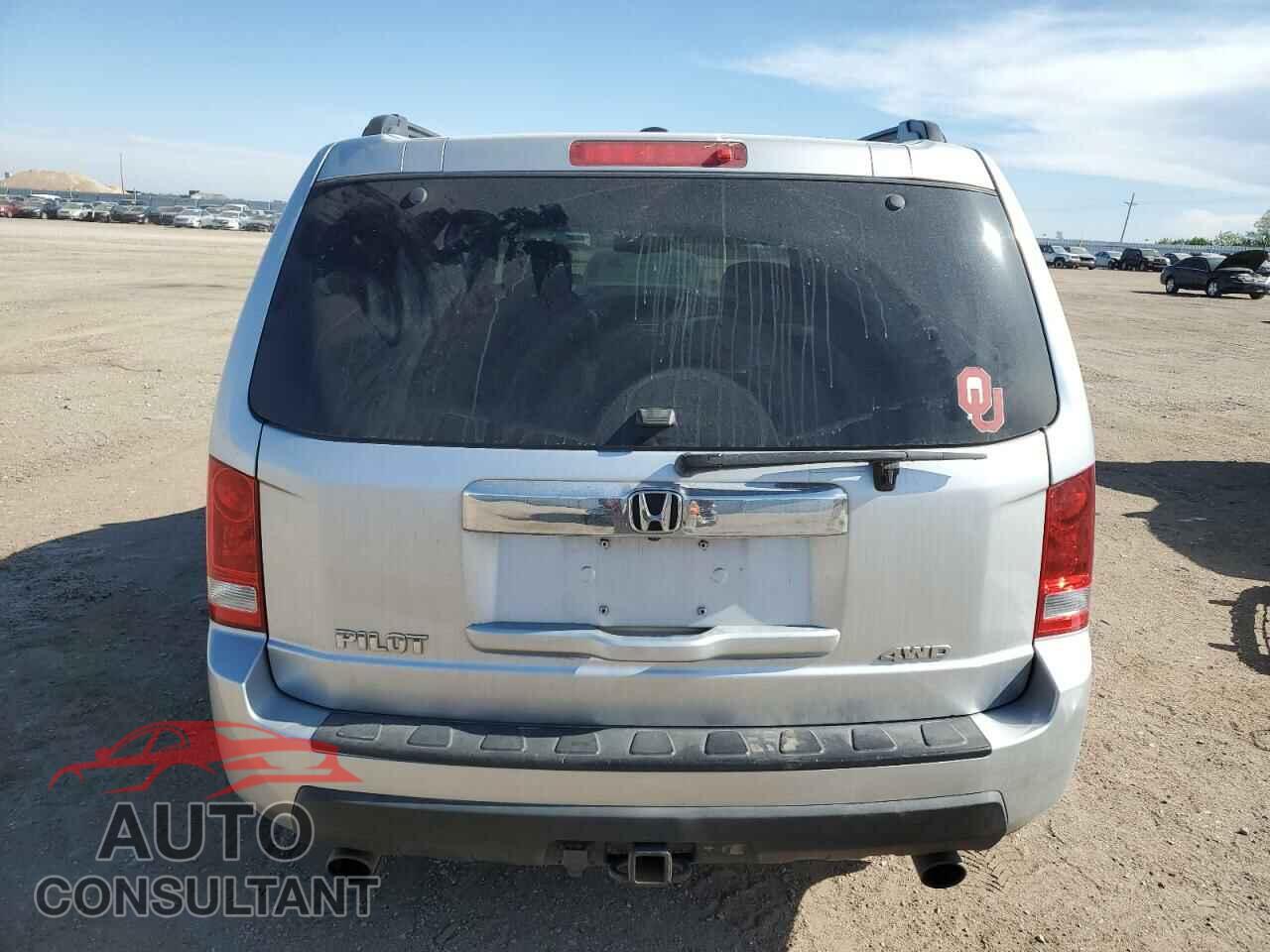 HONDA PILOT 2011 - 5FNYF4H69BB017367