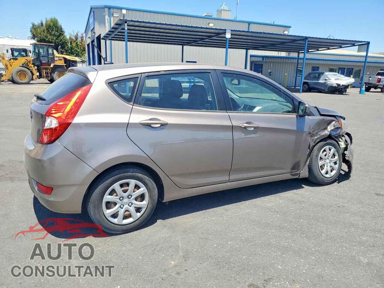 HYUNDAI ACCENT 2013 - KMHCT5AE7DU117080