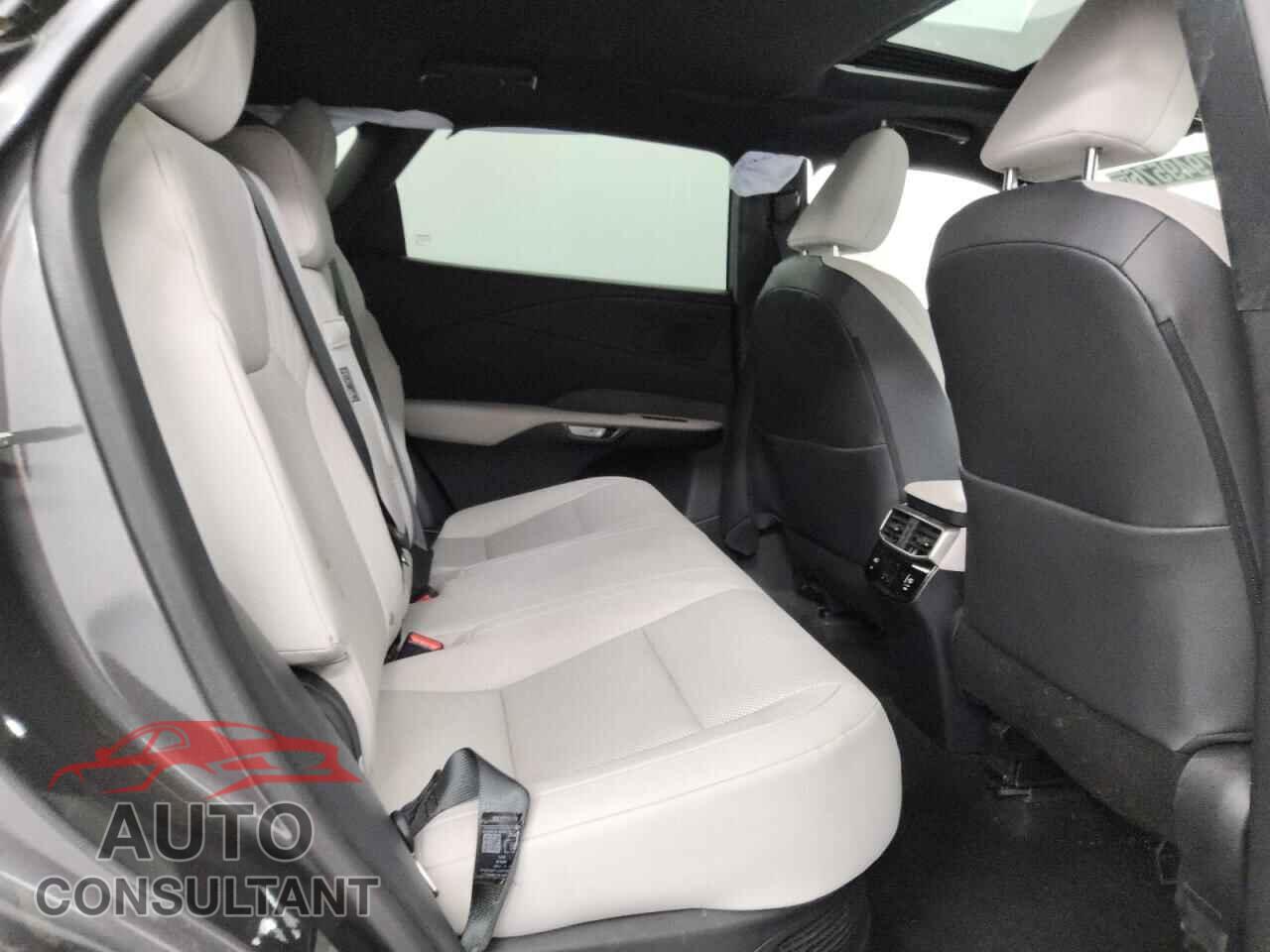 LEXUS UNKNOWN 2025 - 2T2BBMCA2SC101513