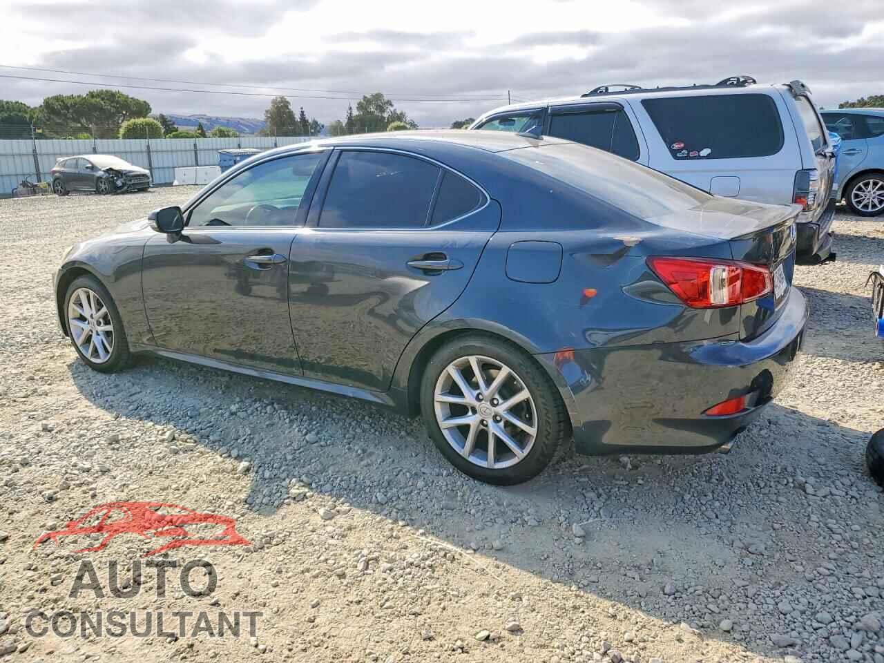 LEXUS IS 2011 - JTHBF5C23B5143112