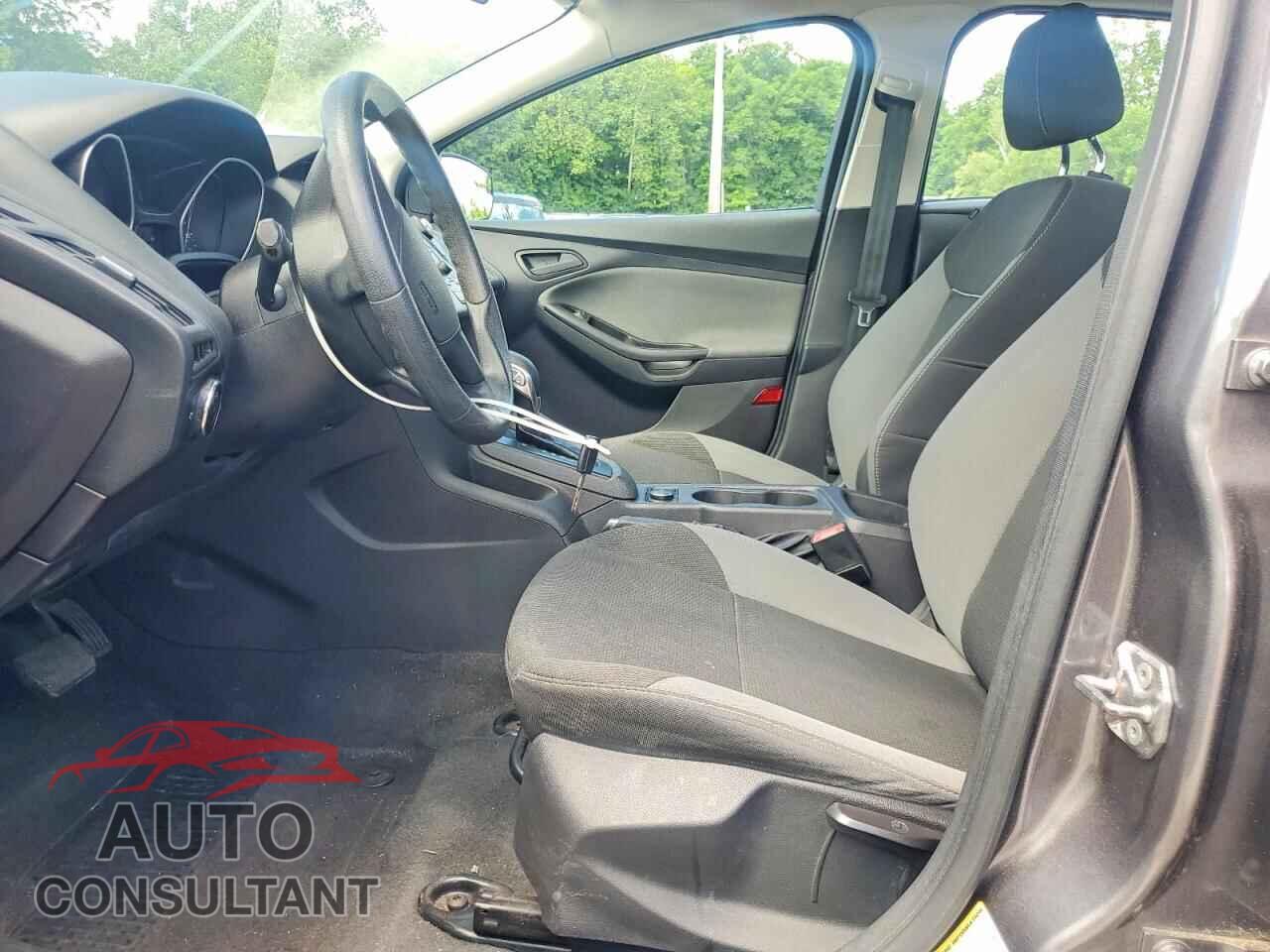 FORD FOCUS 2014 - 1FADP3E2XEL338414