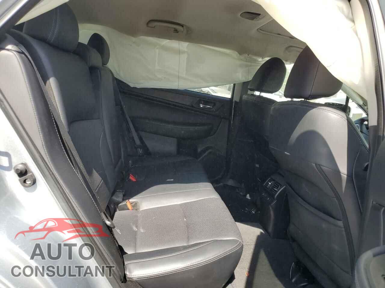 SUBARU OUTBACK 2017 - 4S4BSANC3H3327056