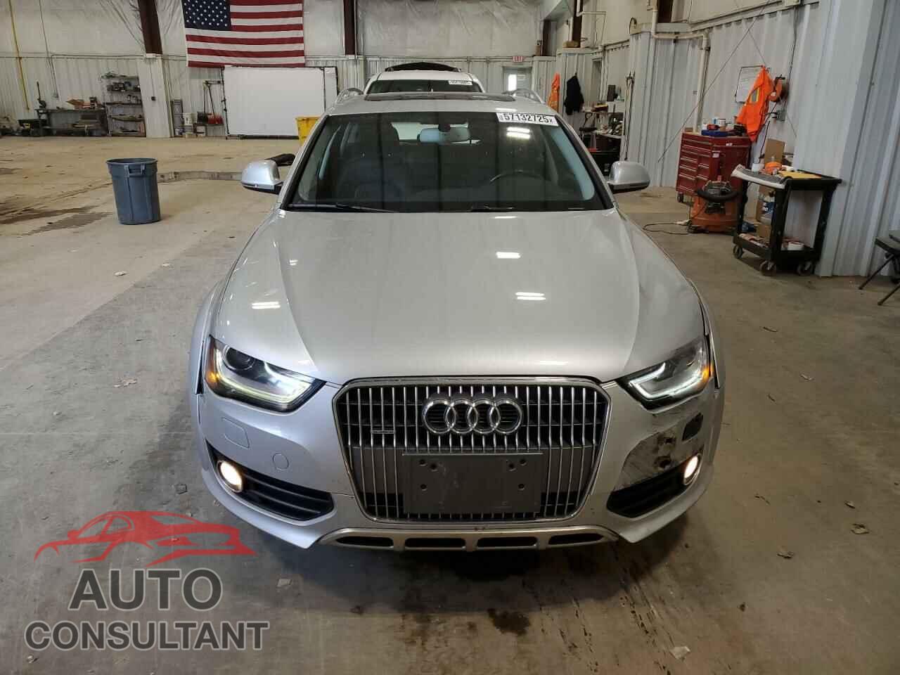 AUDI A4 2013 - WA1UFAFL2DA232424