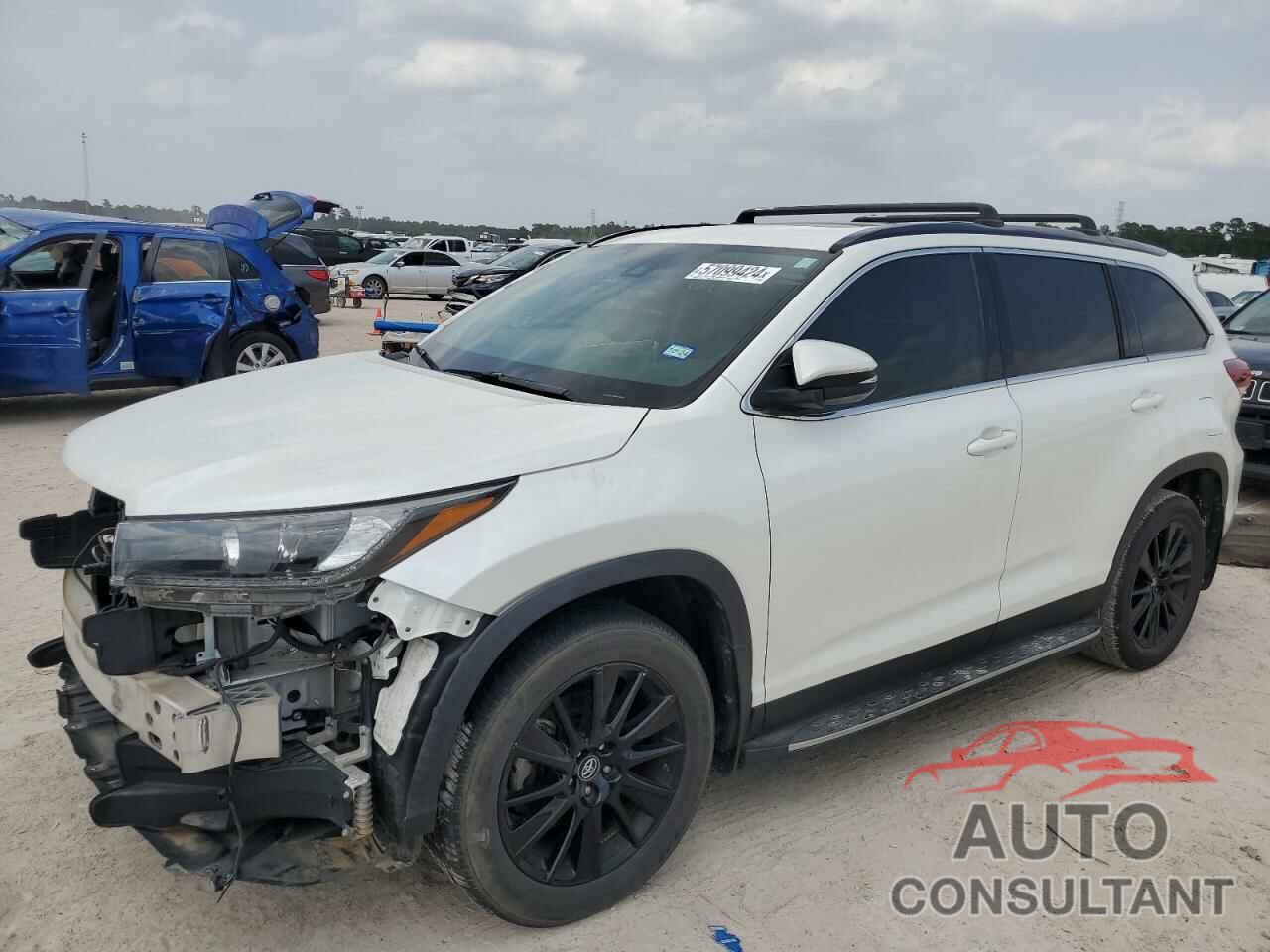 TOYOTA HIGHLANDER 2019 - 5TDKZRFH7KS355859