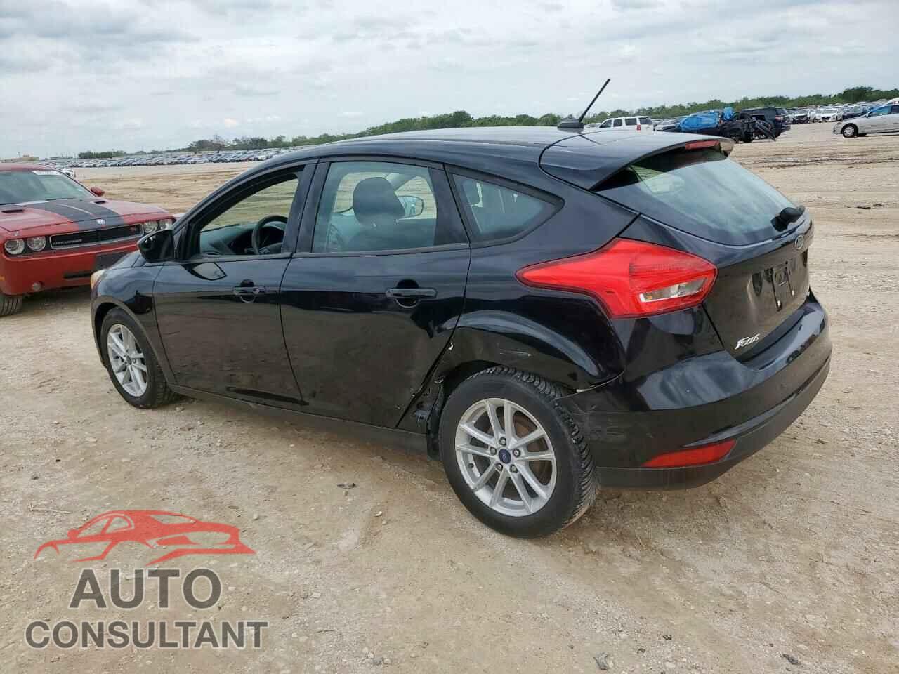 FORD FOCUS 2017 - 1FADP3K2XHL220565