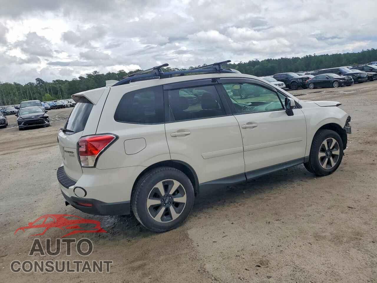 SUBARU FORESTER 2017 - JF2SJAEC4HH451235