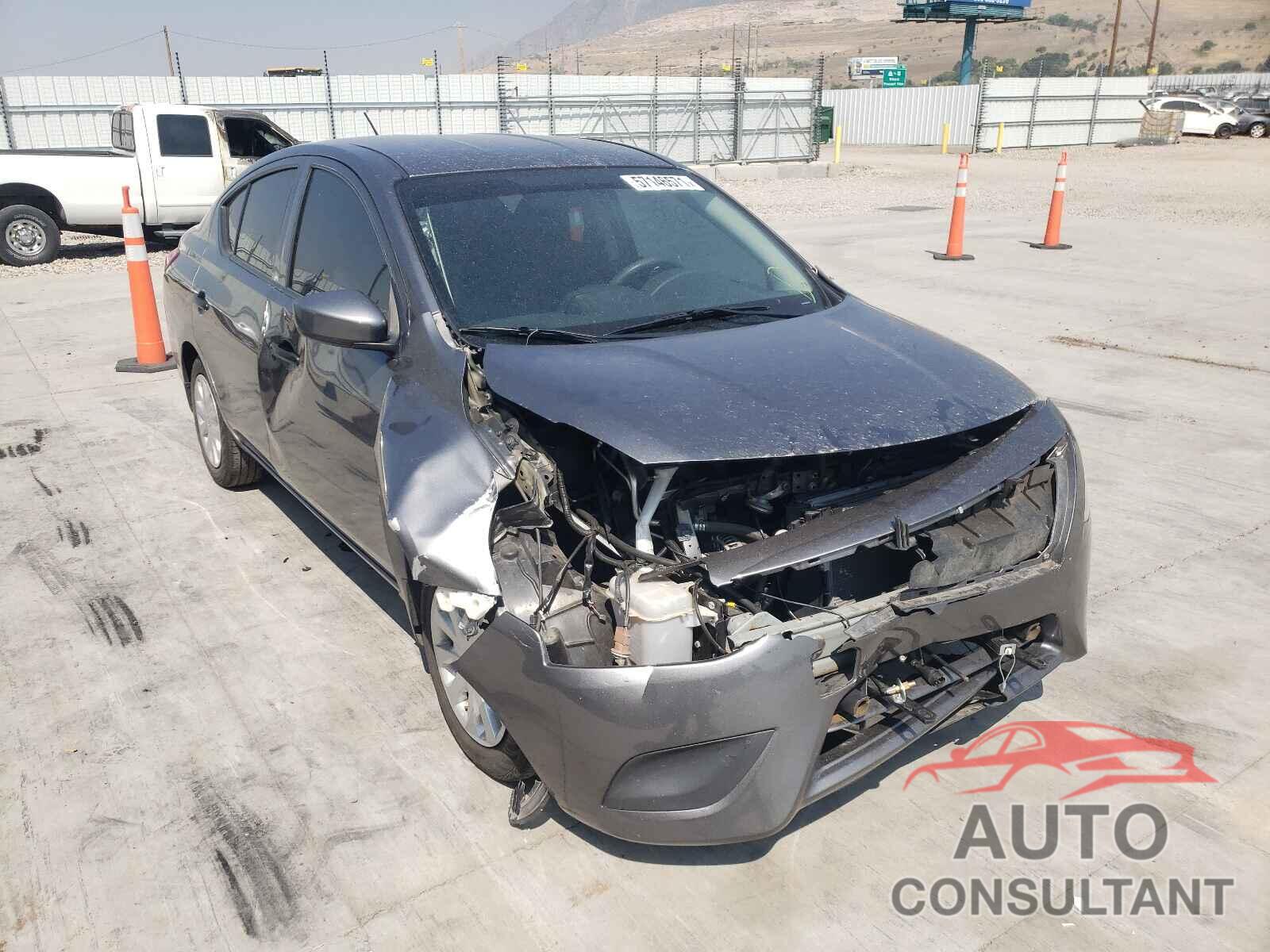NISSAN VERSA 2017 - 3N1CN7AP0HL883540