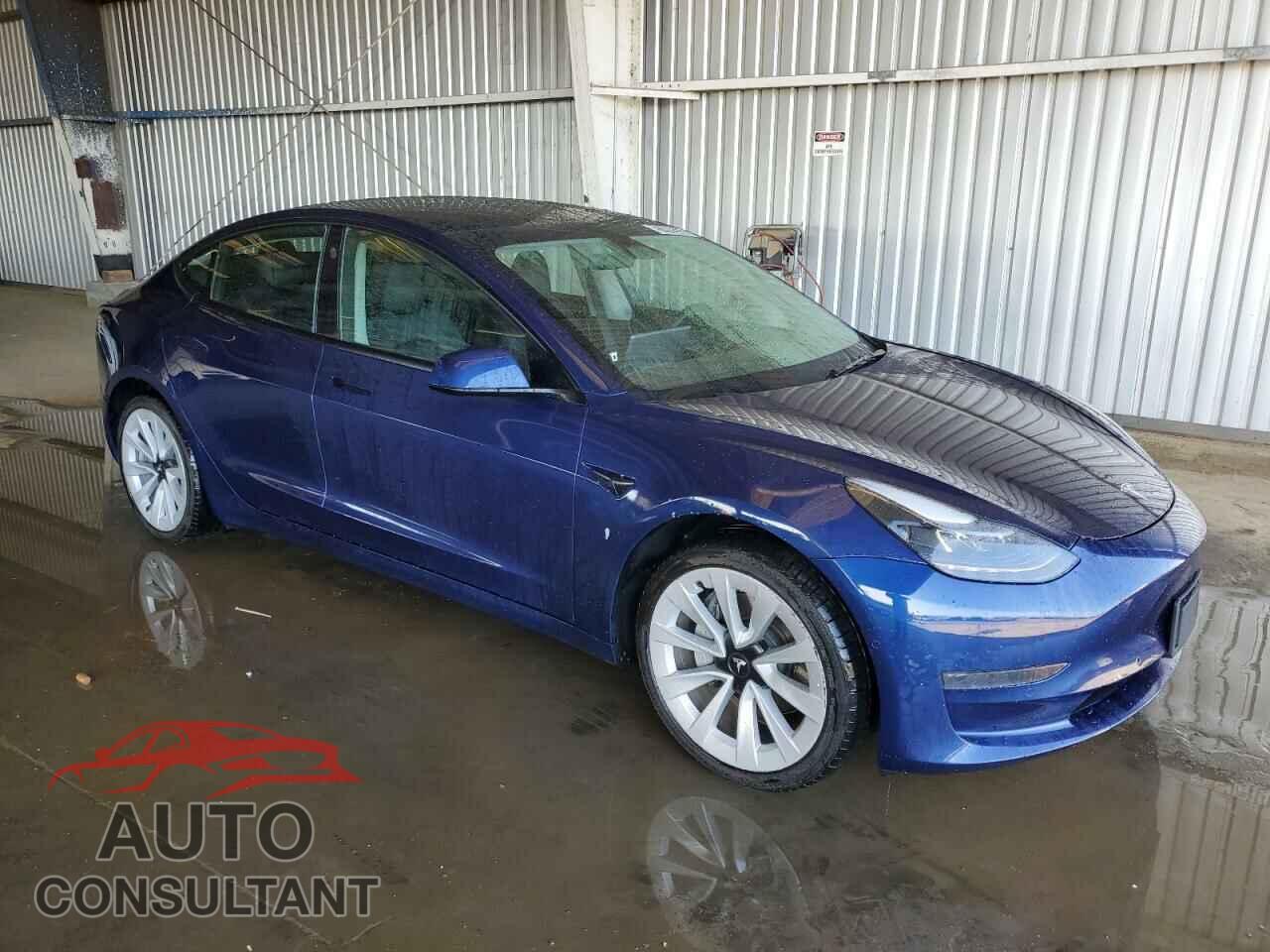 TESLA MODEL 3 2022 - 5YJ3E1EA8NF304465
