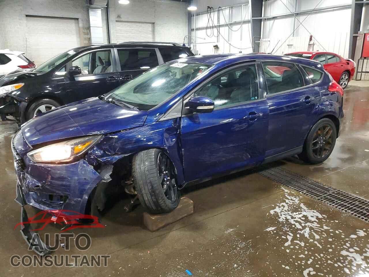 FORD FOCUS 2016 - 1FADP3K23GL212645