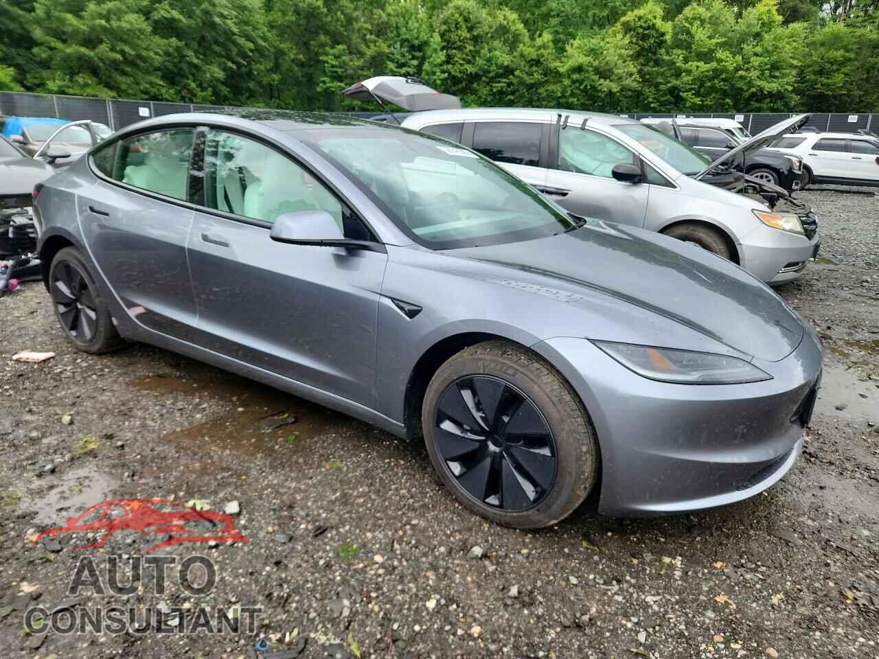 TESLA MODEL 3 2026 - 5YJ3E1EB3TF177775