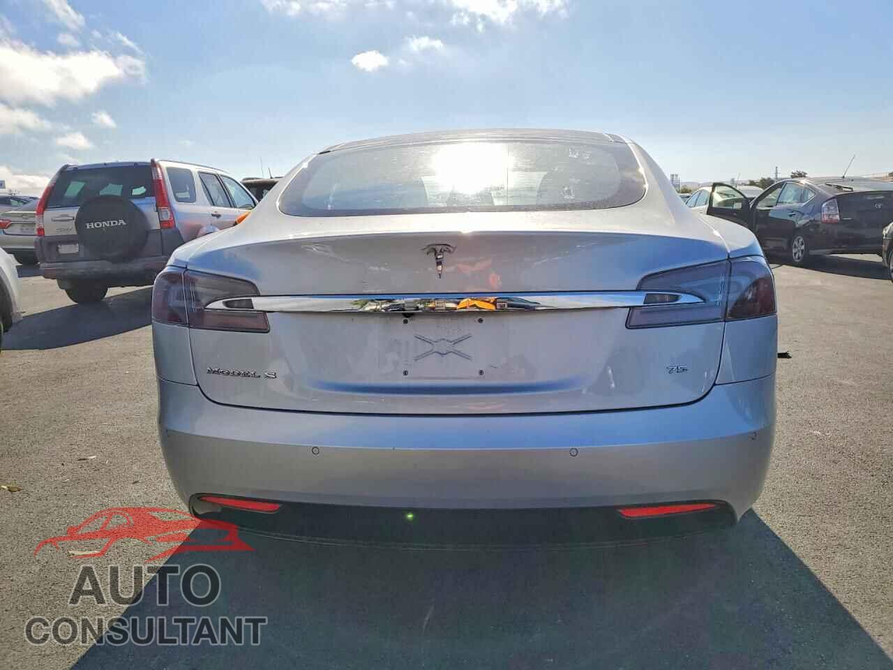 TESLA MODEL S 2016 - 5YJSA1E19GF155686