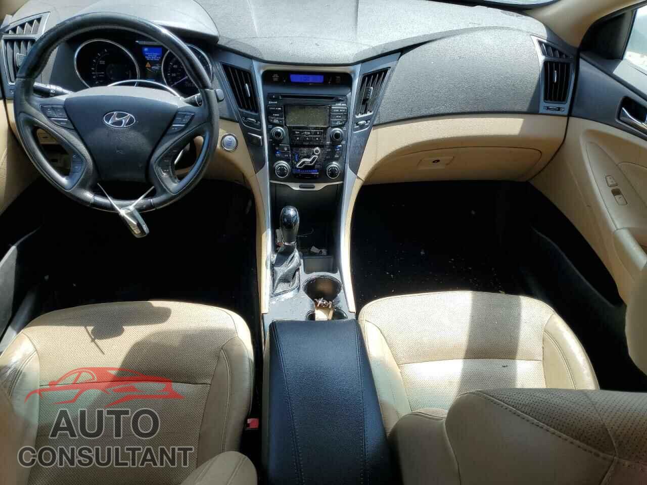 HYUNDAI SONATA 2012 - KMHEC4A40CA046539