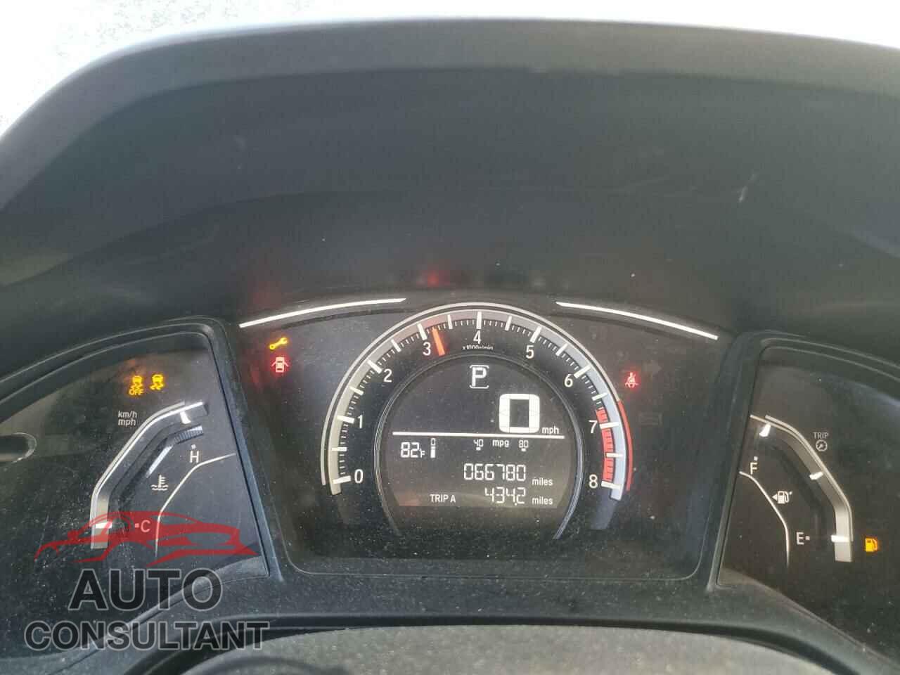 HONDA CIVIC 2018 - 2HGFC4B56JH304904