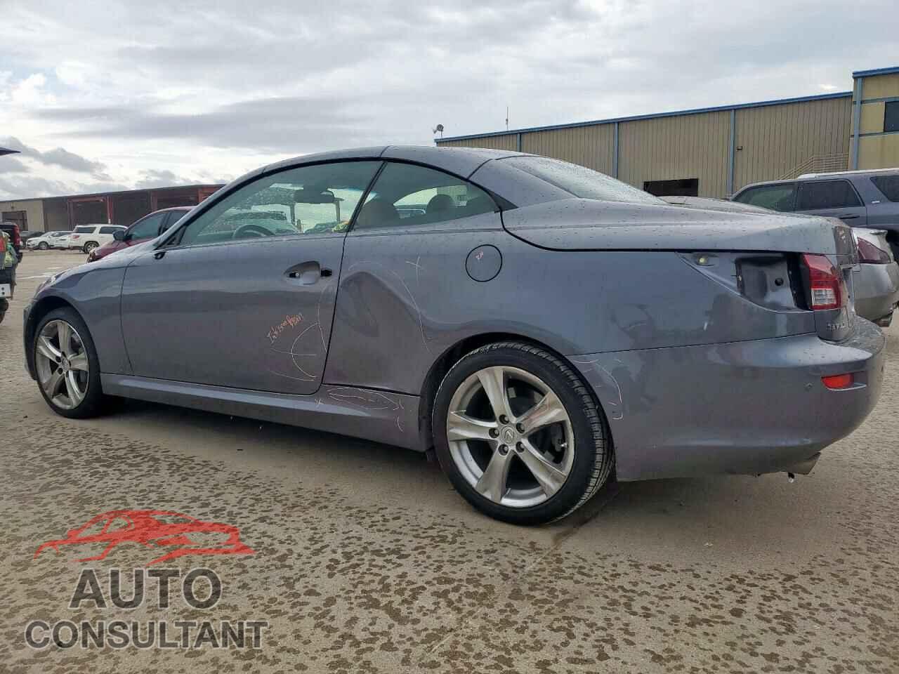 LEXUS IS 2012 - JTHFE2C20C2507458