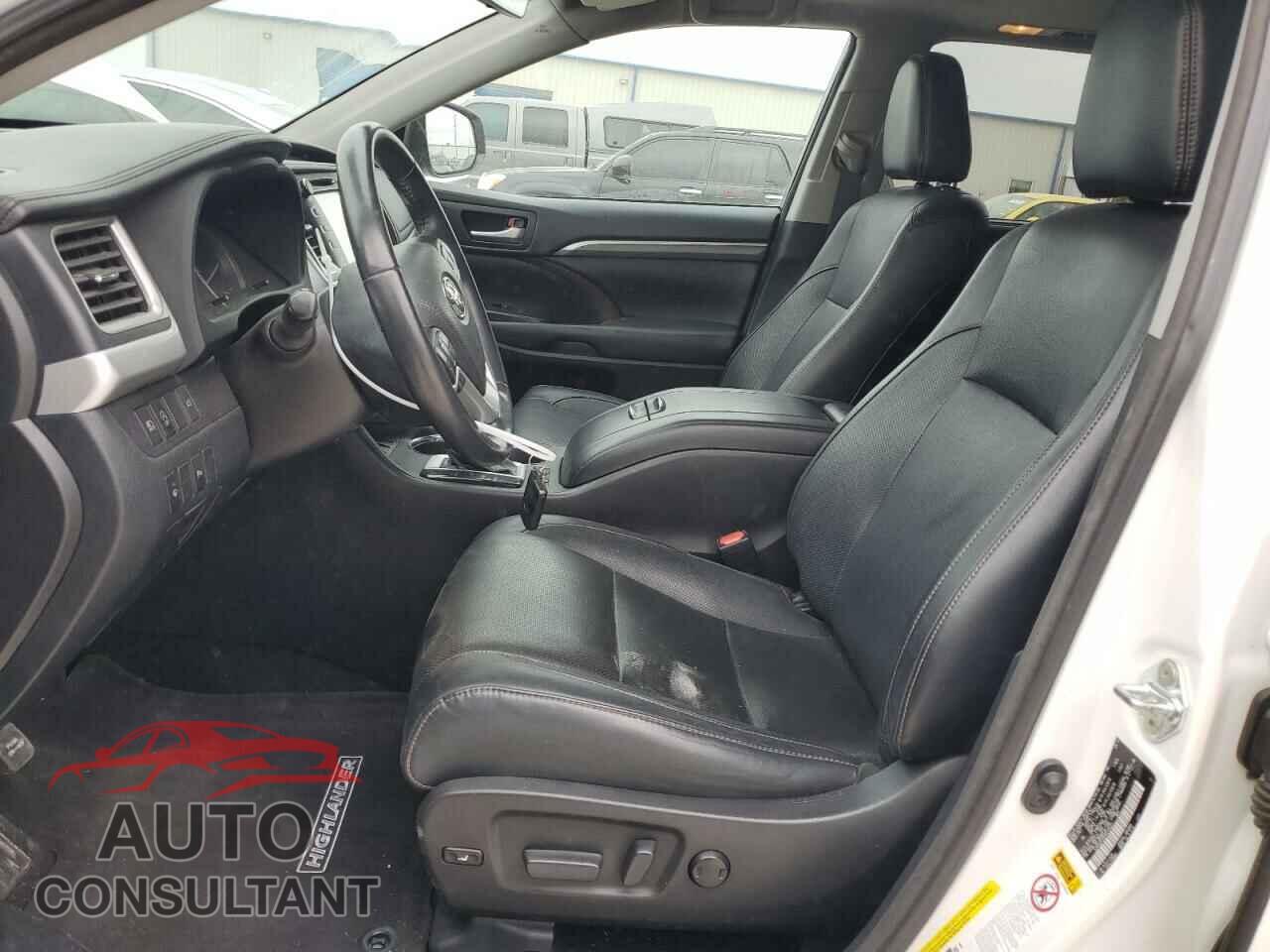 TOYOTA HIGHLANDER 2017 - 5TDYZRFH0HS215221