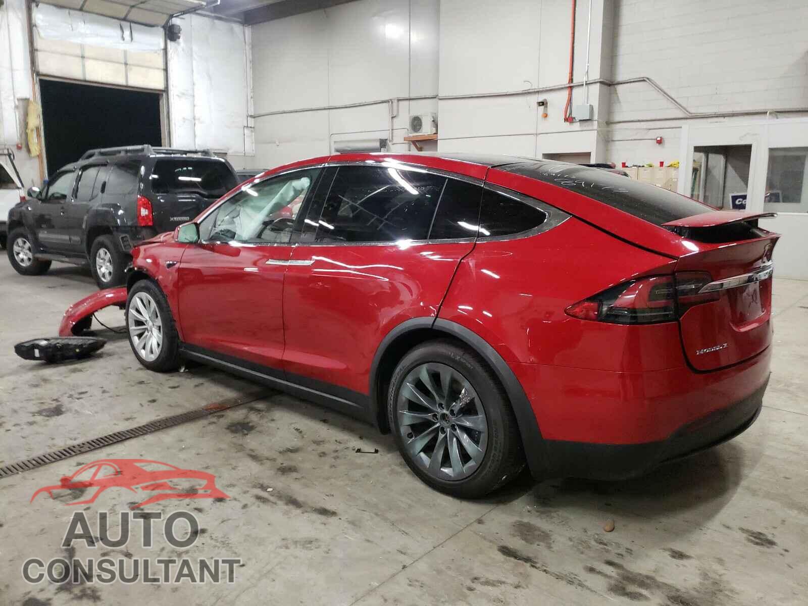 TESLA MODEL X 2018 - 5YJXCBE21JF112837