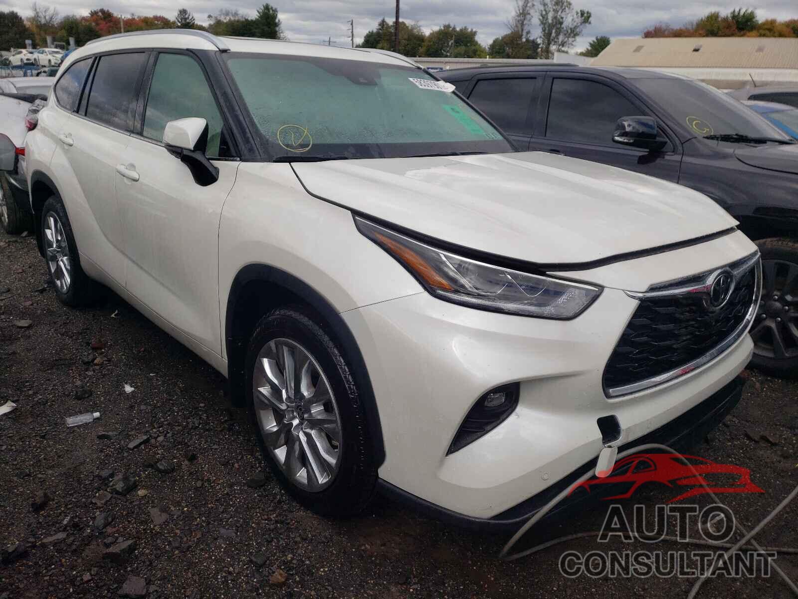 TOYOTA HIGHLANDER 2021 - 5TDDZRBH7MS130455