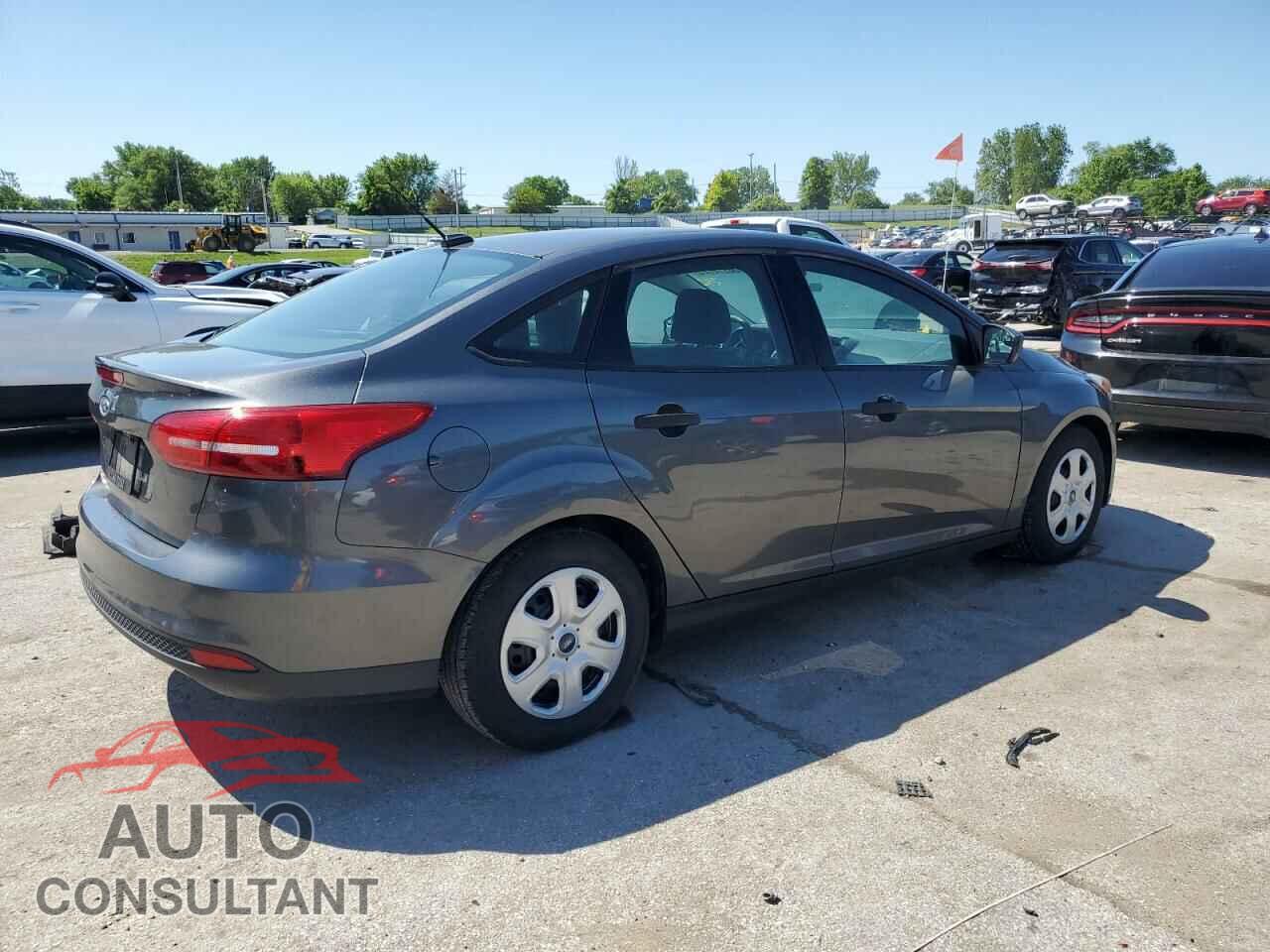 FORD FOCUS 2017 - 1FADP3E20HL299479