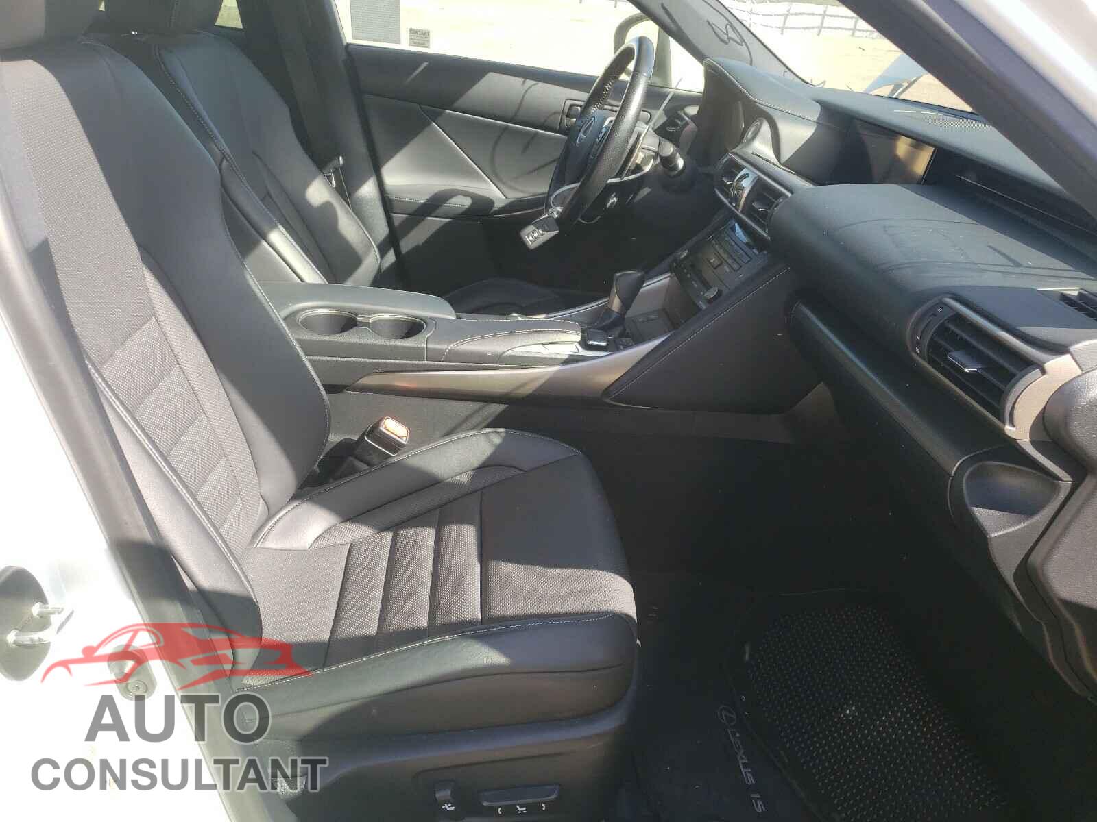 LEXUS IS 2017 - JTHBA1D2XH5045242