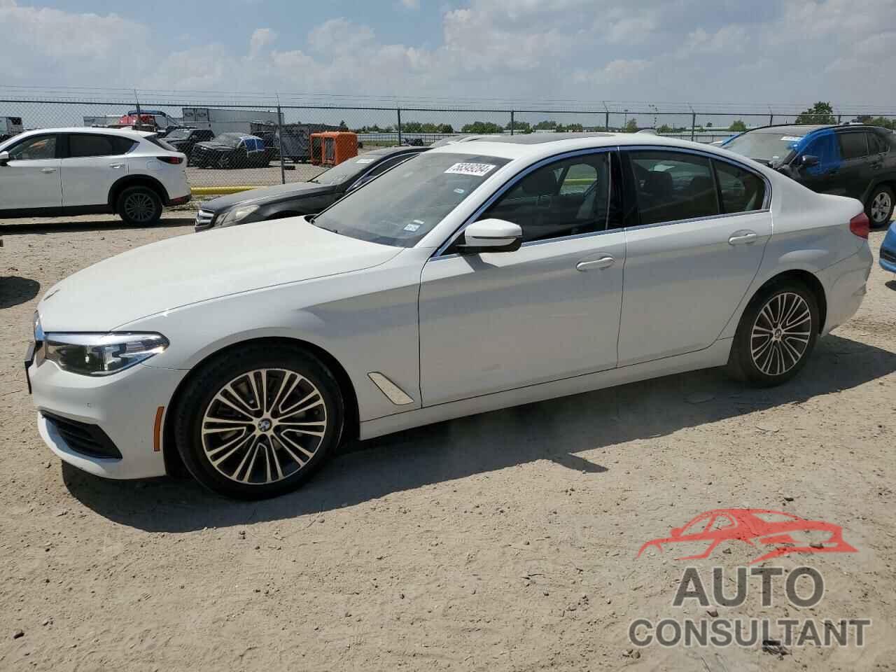 BMW 5 SERIES 2019 - WBAJA5C50KWW28840