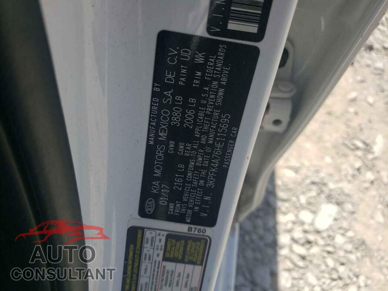 KIA FORTE 2017 - 3KPFK4A76HE115695