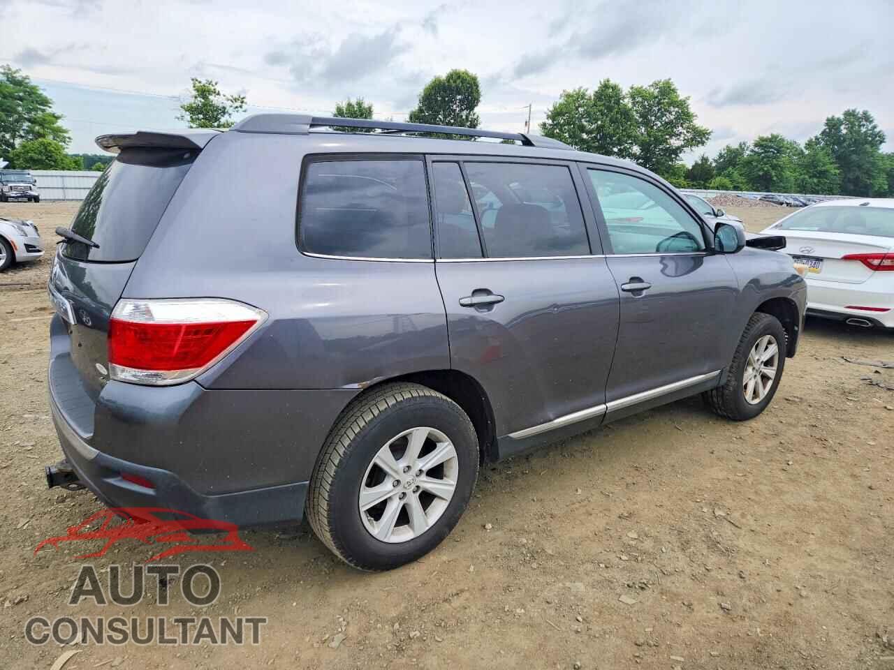 TOYOTA HIGHLANDER 2013 - 5TDBK3EH7DS199795