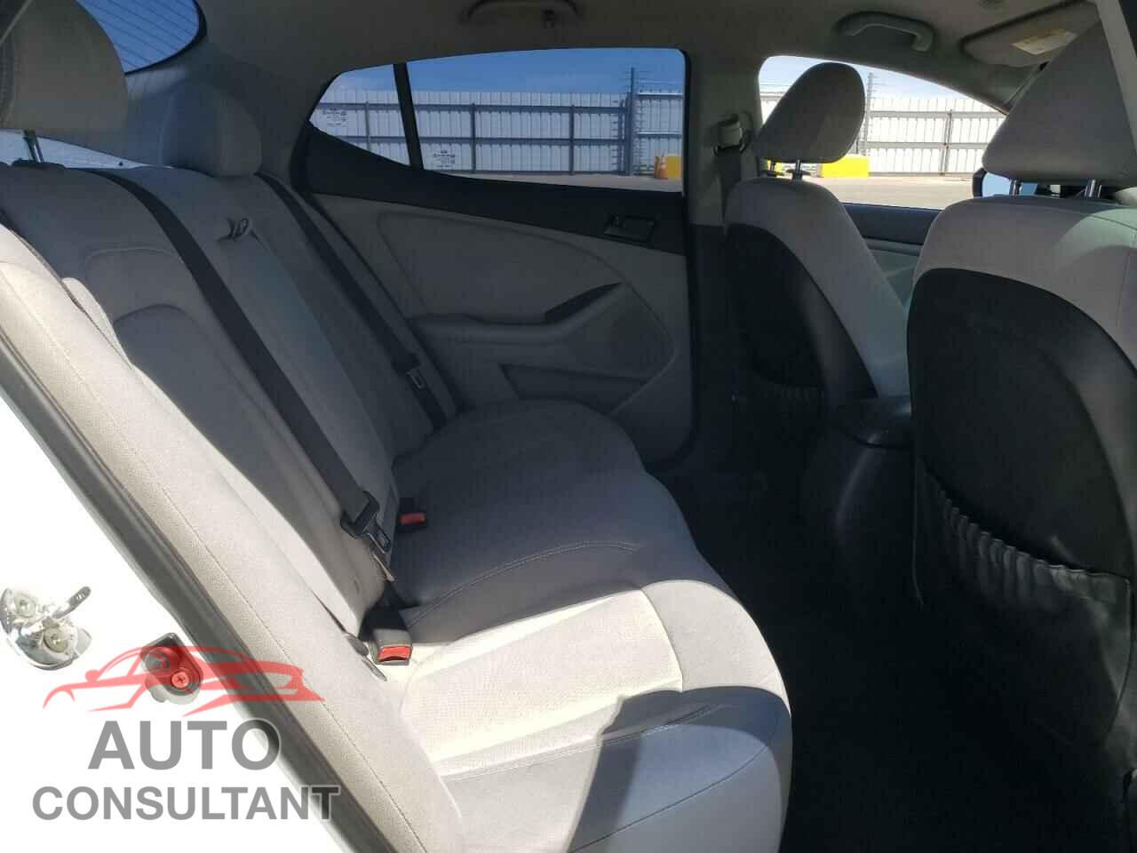 KIA OPTIMA 2011 - KNAGM4A75B5095891