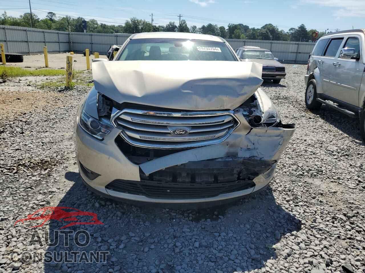 FORD TAURUS 2017 - 1FAHP2E86HG129751