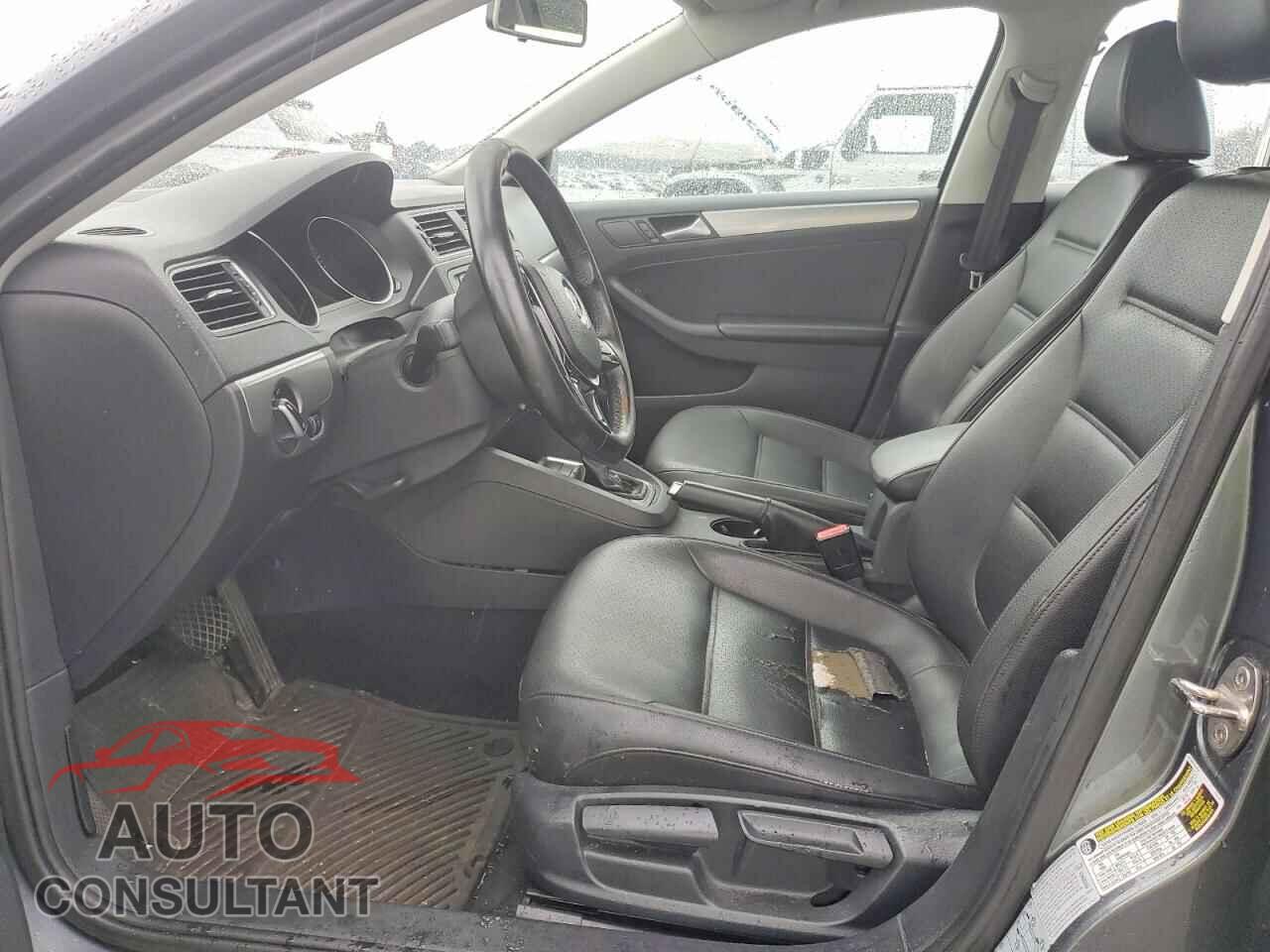 VOLKSWAGEN JETTA 2017 - 3VWDB7AJ4HM391980
