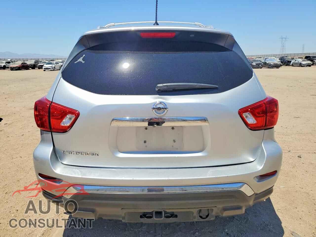 NISSAN PATHFINDER 2017 - 5N1DR2MN1HC909699
