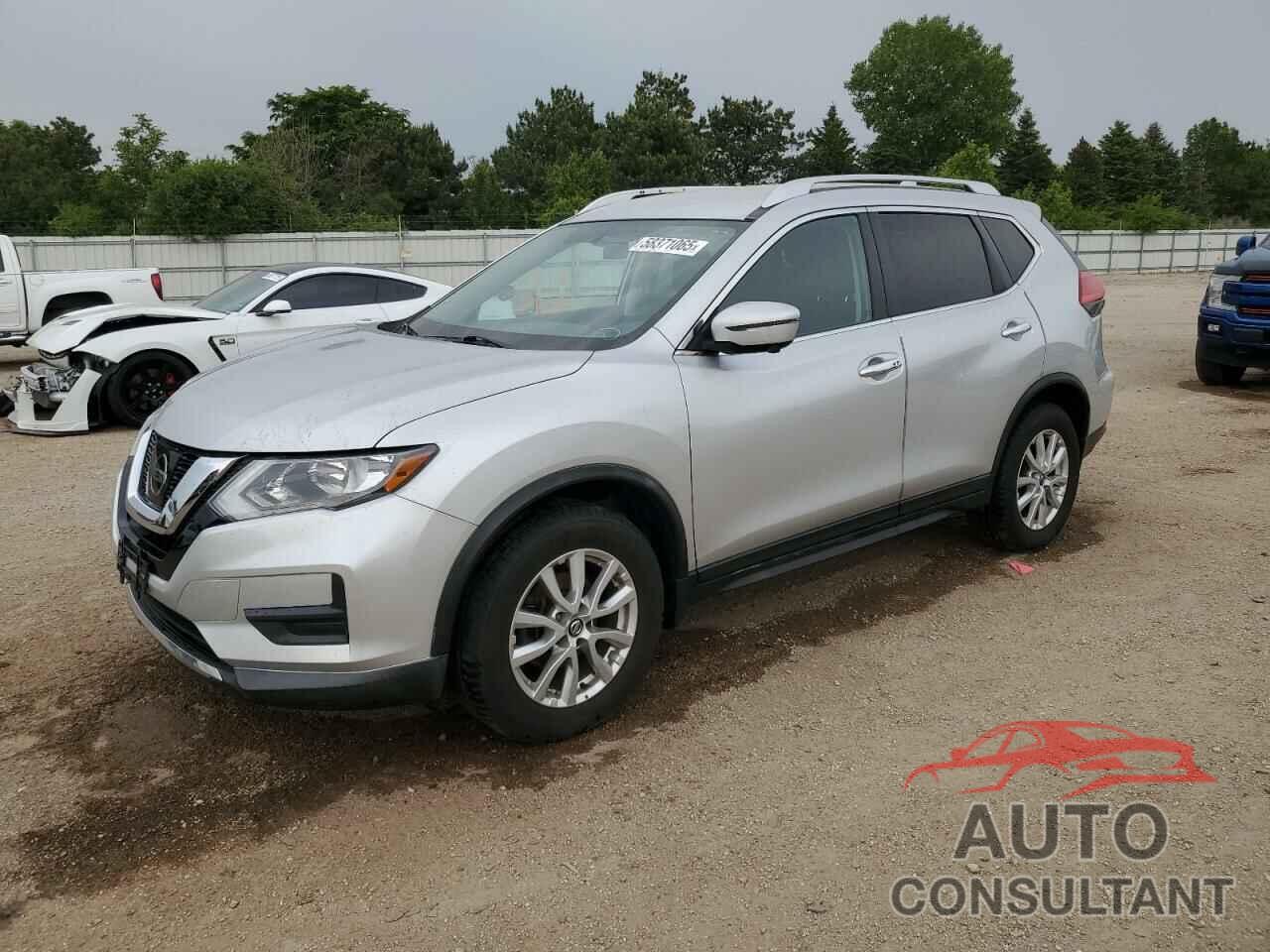 NISSAN ROGUE 2017 - KNMAT2MV9HP580221