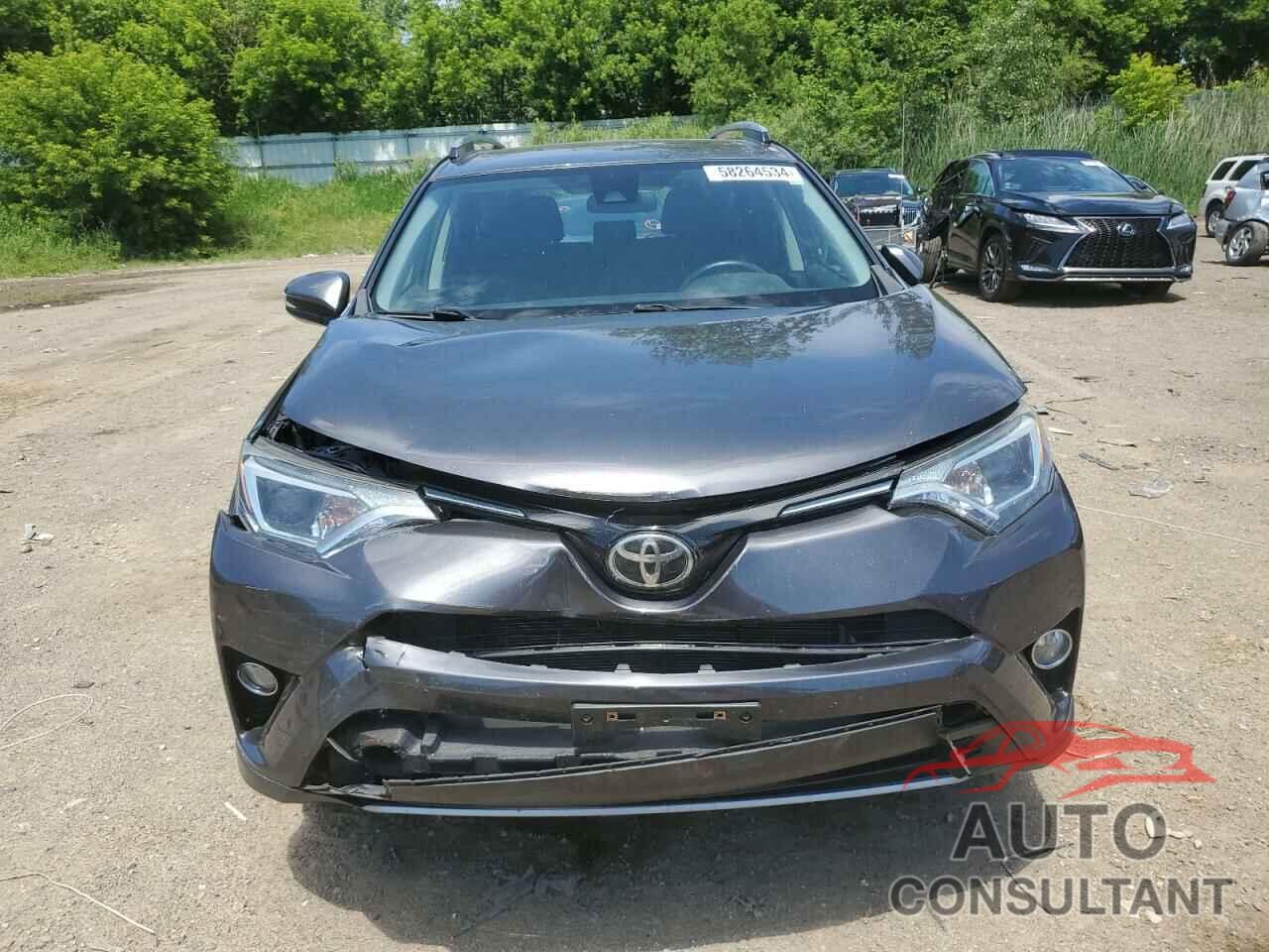 TOYOTA RAV4 2017 - JTMRFREV6HJ714722