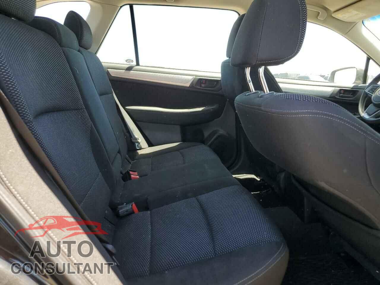 SUBARU OUTBACK 2019 - 4S4BSABC7K3238098