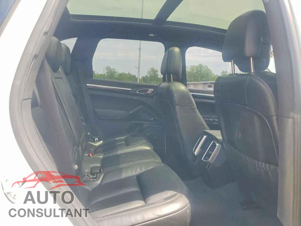 PORSCHE CAYENNE 2016 - WP1AB2A21GLA96576