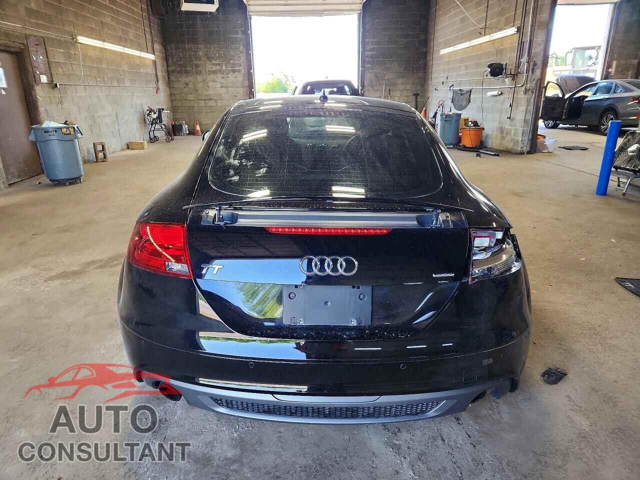 AUDI TT 2014 - TRUBFAFK9E1005100