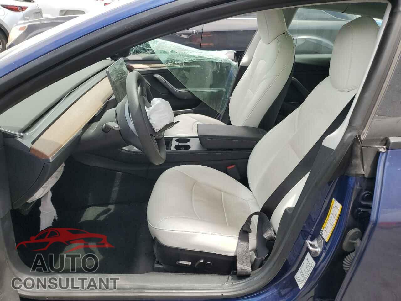 TESLA MODEL 3 2021 - 5YJ3E1EB9MF068030