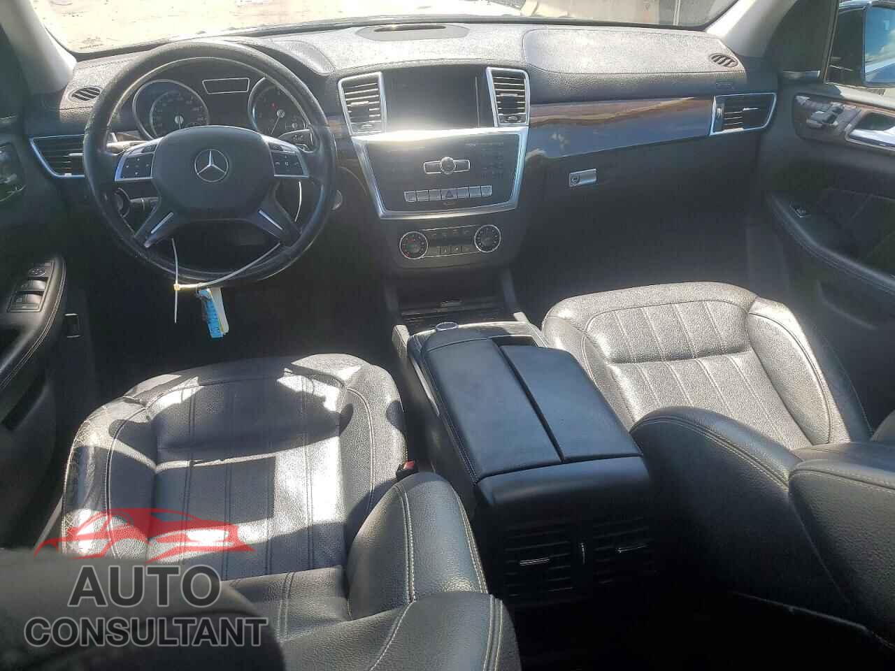 MERCEDES-BENZ GL-CLASS 2015 - 4JGDF2EE5FA512898