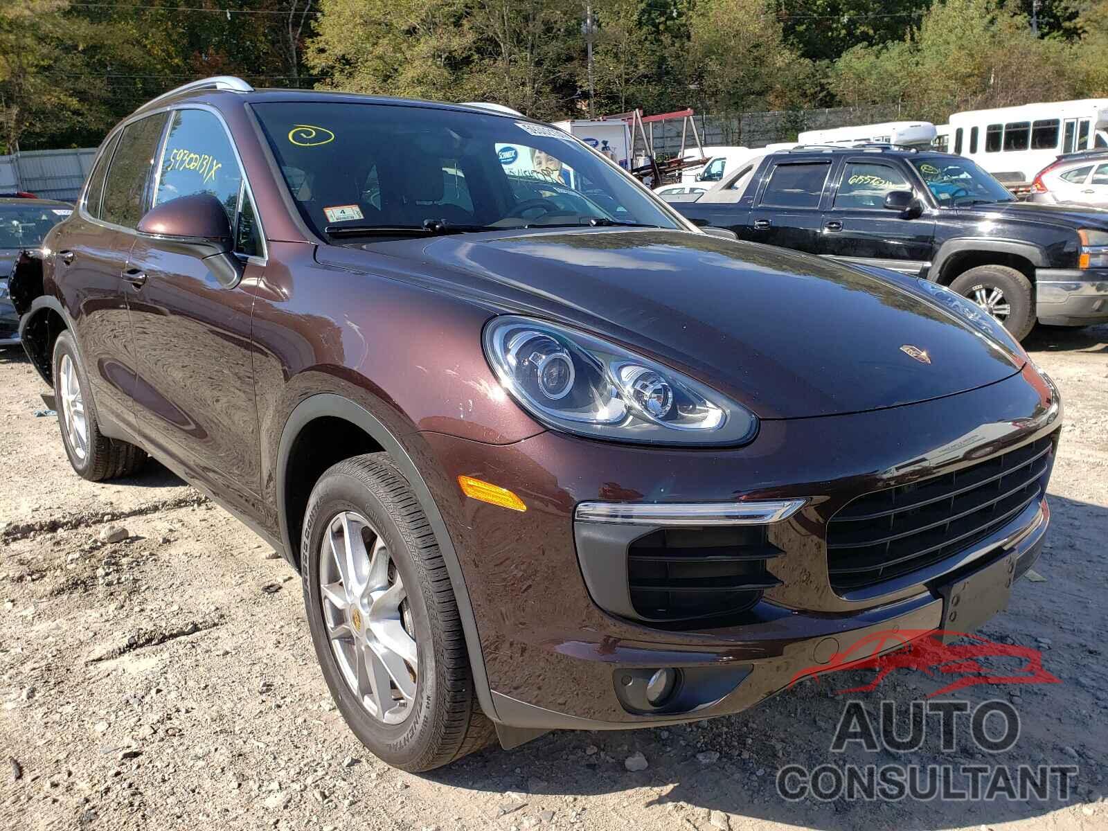 PORSCHE CAYENNE 2016 - WP1AA2A26GKA38214