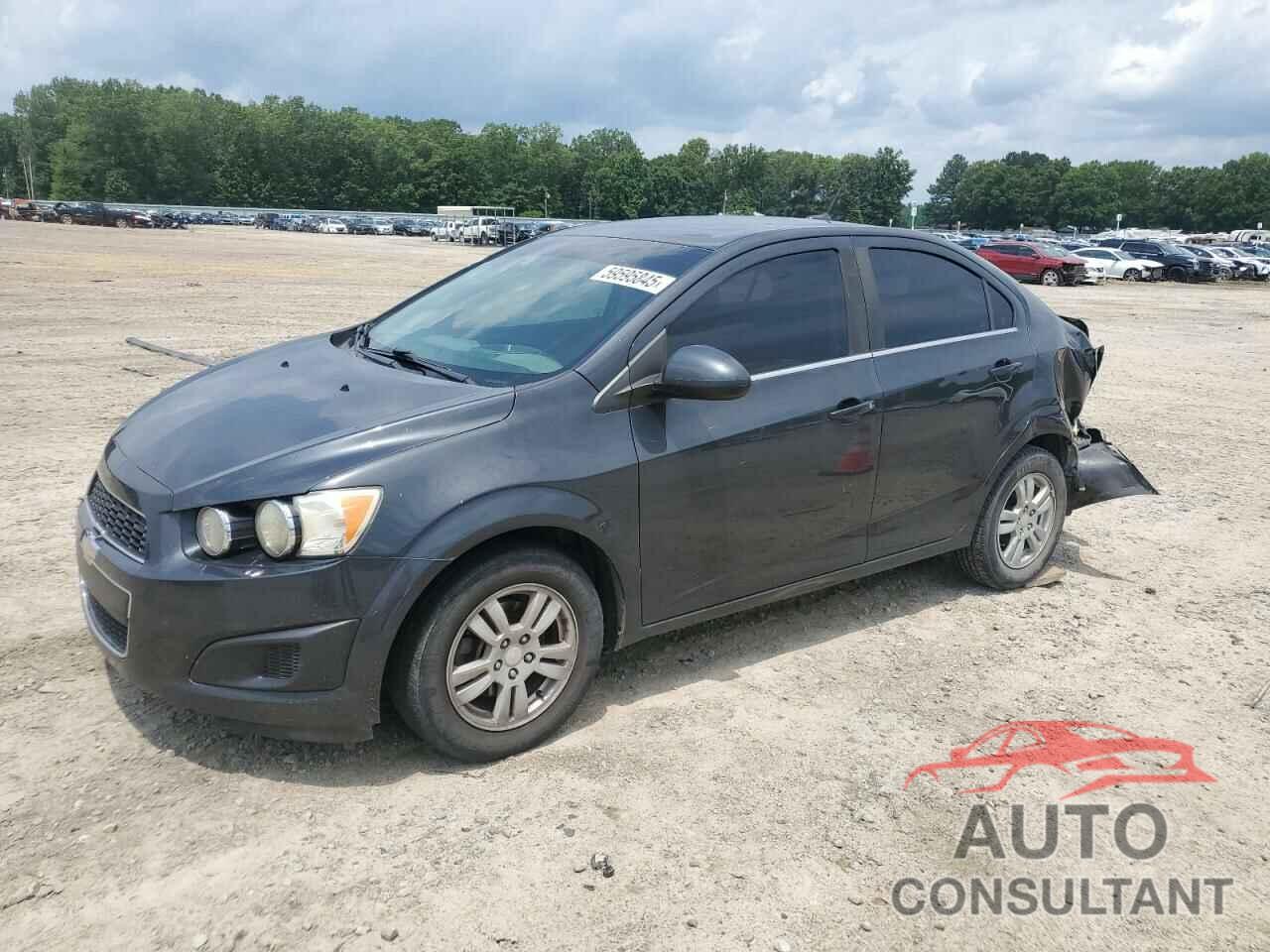 CHEVROLET SONIC 2014 - 1G1JC5SH2E4111525