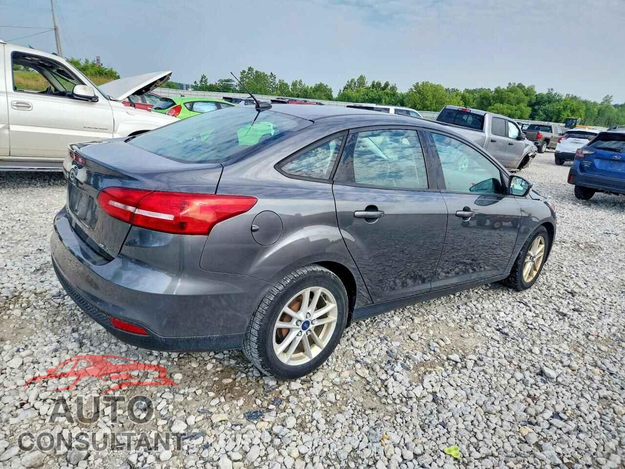 FORD FOCUS 2017 - 1FADP3F29HL213942