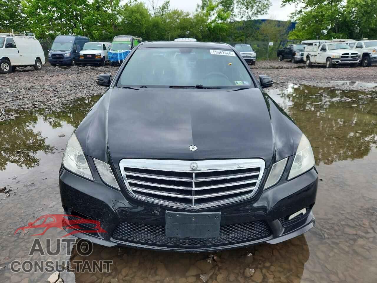 MERCEDES-BENZ E-CLASS 2011 - WDDHF8HB4BA429554