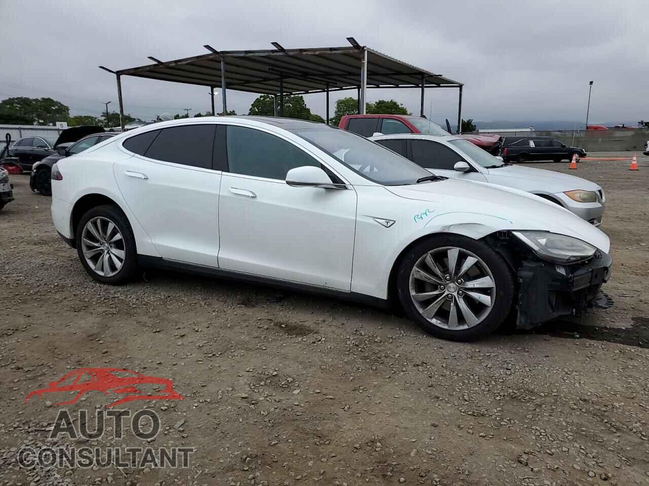TESLA MODEL S 2016 - 5YJSA1E27GF128642